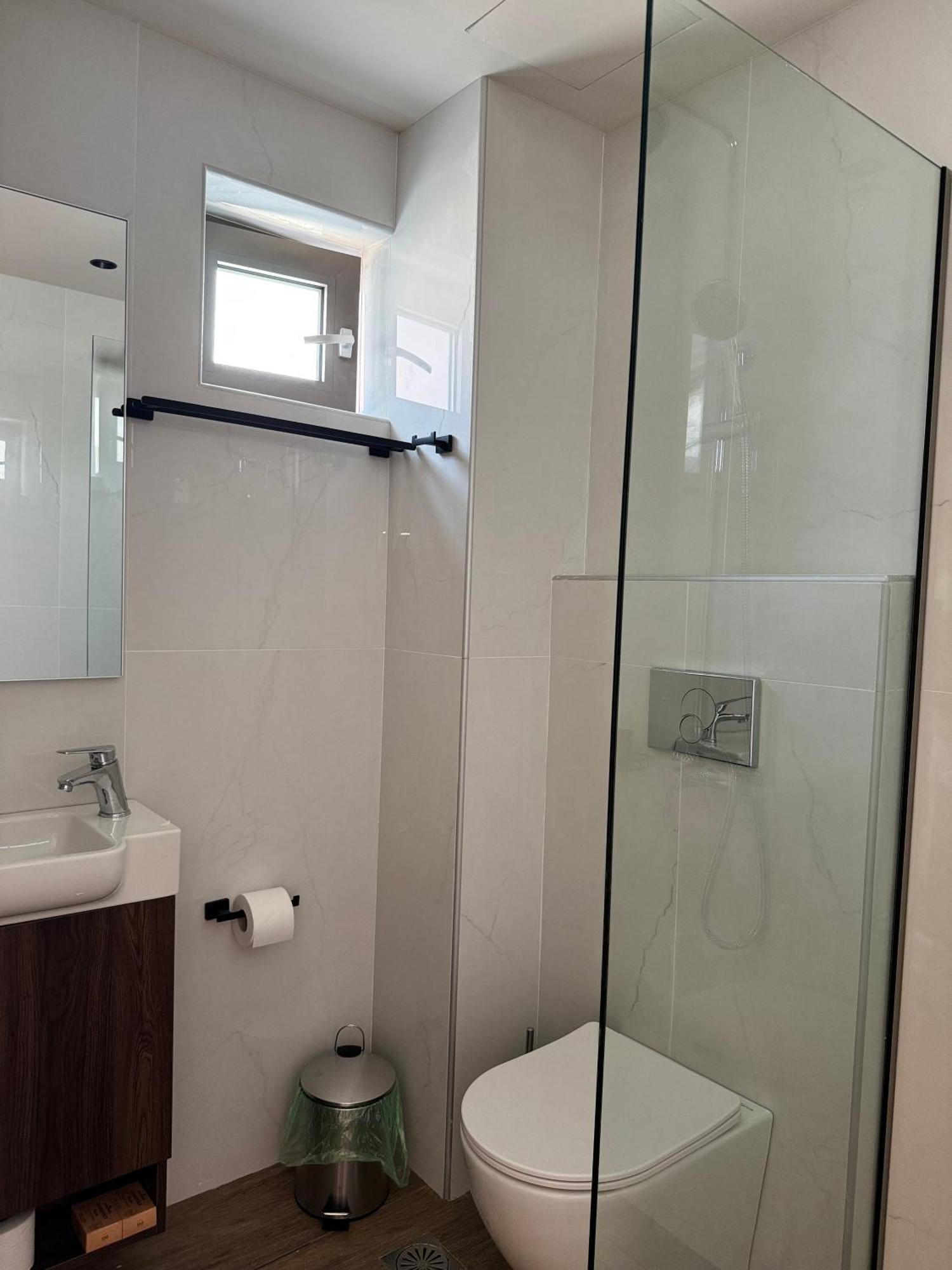 Lunar Hotel خيرسونِسوس المظهر الخارجي الصورة