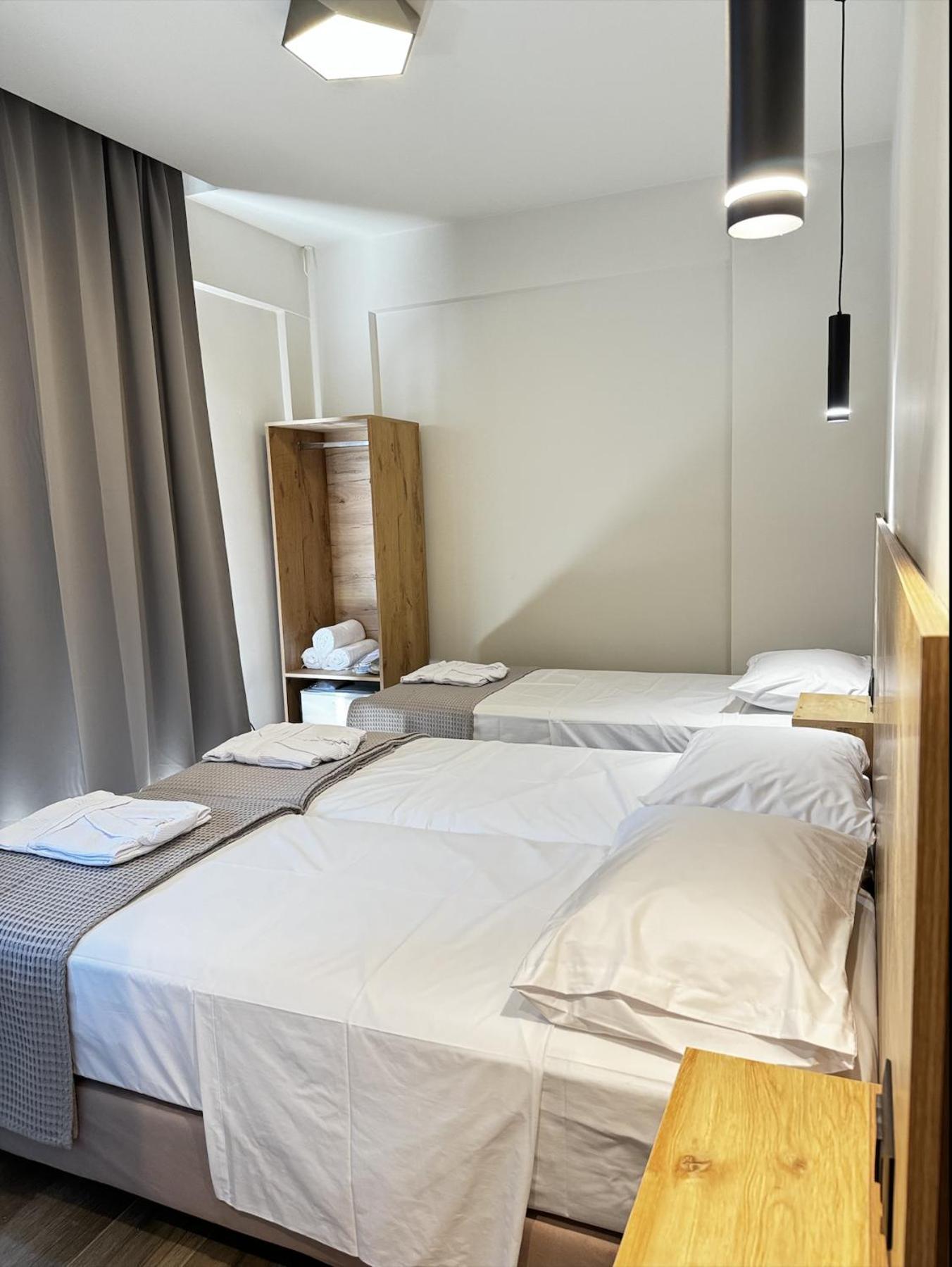 Lunar Hotel خيرسونِسوس المظهر الخارجي الصورة
