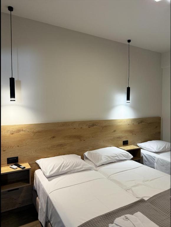 Lunar Hotel خيرسونِسوس المظهر الخارجي الصورة